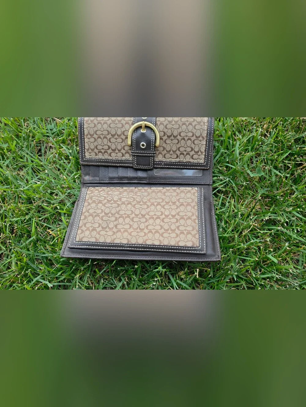 Coach Vintage Signature Soho Long Biflold Wallerlt With Checkbook Holder. GUC